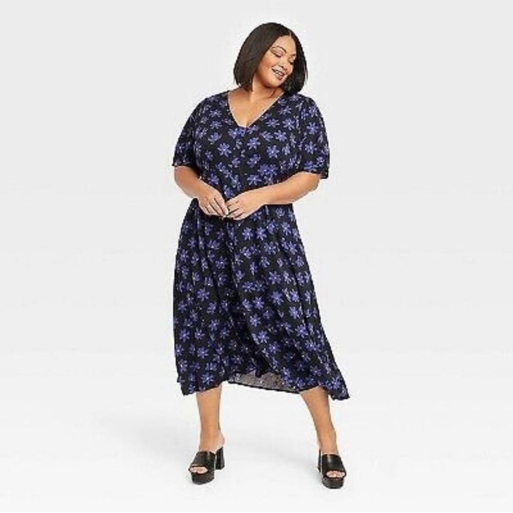 Ava & Viv Short Sleeve Faux Button-Front dress